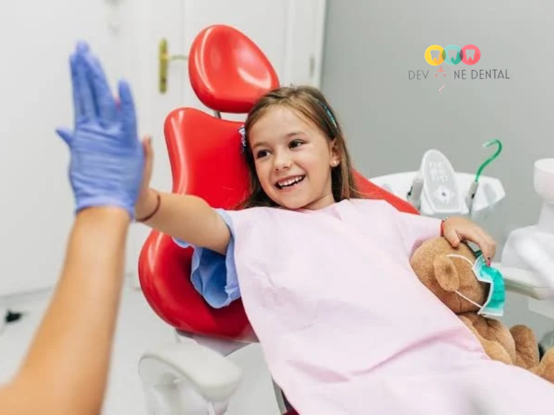 Dentist in Indirapuram for Tooth Pain: When Should You See a Dentist?